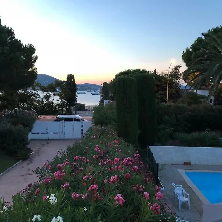 91 Avenue General Leclerc, Les Patios * Saint-Tropez
